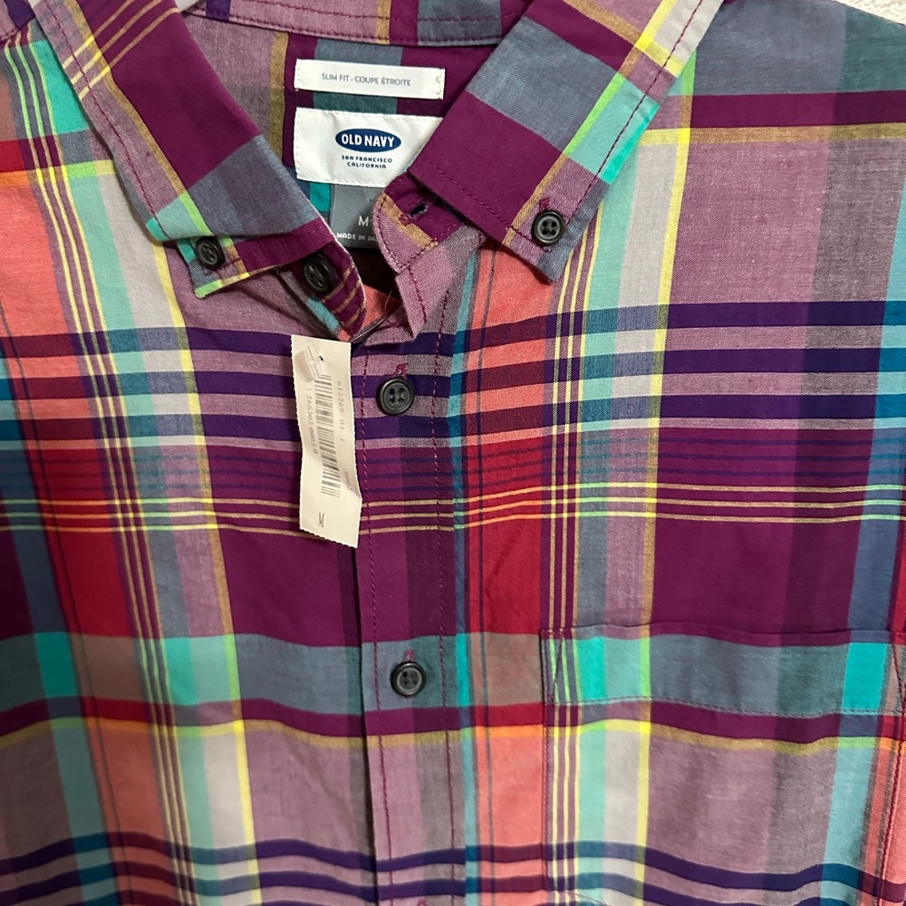 Men's old Navy short sleeve shirt - Picture 3 of 3